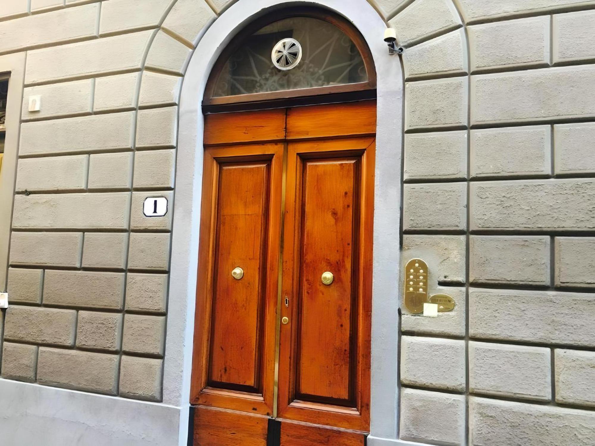 Casa Boss Oblivium Hotel Florença Exterior foto